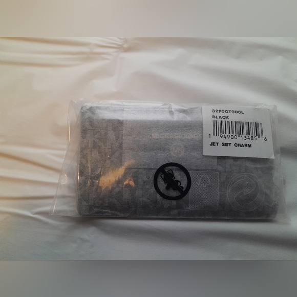 Michael Kors Slim Black Leather Card Holder/With Keyring/Zipper Pouch🌸 - Picture 3 of 10